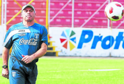 Suárez, un técnico de trayectoria