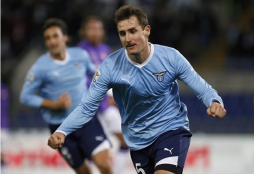 Napoli profundizó la crisis del Inter