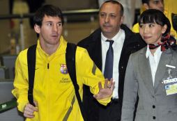 El Barça llegó crecido y feliz a Japón