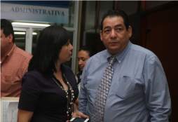 Directores alertan por emergencia de dengue