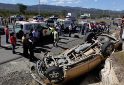 Tres muertos y cuatro heridos deja accidente en Honduras