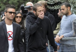 Miles de personas despiden a Simoncelli en su pueblo natal