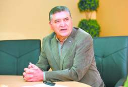 Confraternidad apoya al pastor Evelio Reyes