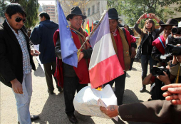 Bolivia espera a Evo Morales y anuncia una reunión presidencial de respaldo