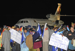 Evo Morales retomó su agenda tras incidente con avión en Europa
