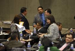 Honduras: Aprueban investigar la conducta de magistrados