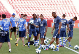 Honduras se probó en el estadio Rio Tinto