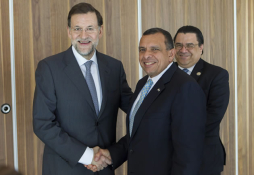 Lobo se reúne con Rajoy y la princesa Letizia
