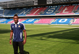 Wisla Cracovia anuncia el fichaje de Rommel Quioto