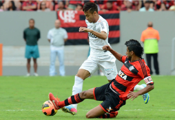 Neymar firmó el acuerdo con el Barcelona