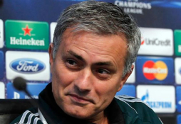 Mourinho: 'Soy muy joven para conformarme con sólo dos Champions'