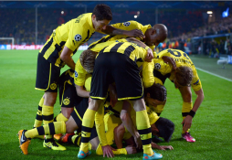 Borussia Dortmund clasifica con una goleada al Shakhtar Donetsk