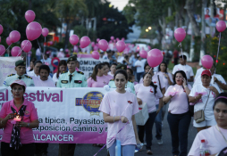 Organizan caminata a beneficio de pacientes