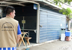 Detectan casetas insalubres en colegios públicos