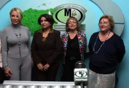 Ex primera dama Aguas Ocaña está de visita en Honduras