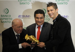 Eusebio: 'Cristiano va a ganar muchos Balones y Botas de Oro'