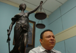 Envían al presidio a excoordinador de fiscales