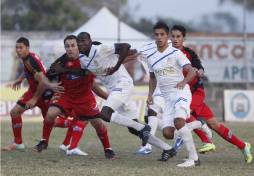 Olimpia saca un trabajado empate contra el Deportes Savio