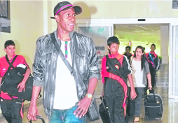 Comenzó a llegar la legión ecuatoriana