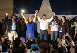 Honduras: Lobo felicita a Juan Orlando mientras sigue conteo