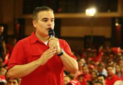 Mauricio Villeda une al liberalismo para luchar contra déspotas
