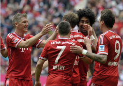 Bayern Múnich golea y festeja título de Bundesliga