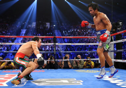 Márquez gana por histórico nocáut a Manny Pacquiao