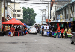 Vendedores se instalan en zonas no autorizadas