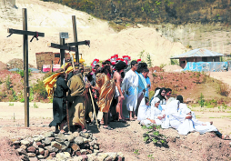 'Los hondureños viven en permanente Viernes Santo”