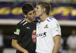 Martín Palermo vivió con emoción su fiesta de despedida