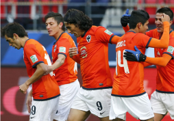 Monterrey triunfa cómodamente y va contra Chelsea