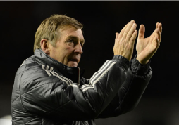 Liverpool despide al técnico Kenny Dalglish
