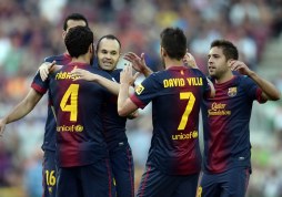 El Barça iguala el récord de 100 puntos del Real Madrid de Mourinho