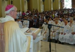 Ángel Garachana pide orar por las vocaciones religiosas