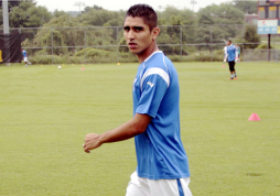 Sporting Kansas City estaría interesado en Jorge Claros
