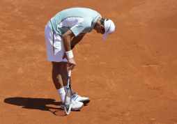 Nadal gana un duelo intenso a Djokovic y está en la final