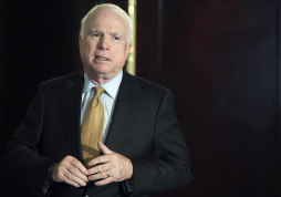 Senadores de EUA exigen que Rusia y Ecuador 'paguen precio' por caso Snowden