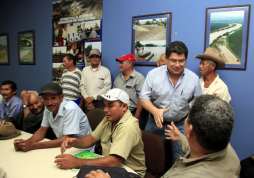 Campesinos buscan exportar sus producciones agrícolas