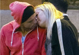 Prohibido el amor entre Sharapova y su nuevo entrenador por contrato