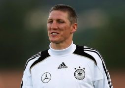 Schweinsteiger: 'España es la mejor, pero no es invencible'