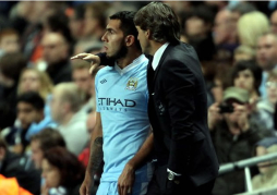 Mancini cree que Tévez podría jugar en dos semanas