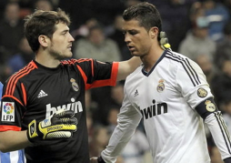 Cristiano Ronaldo le ofreció el brazalete de capitán a Casillas