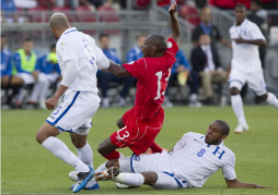 Honduras saca un gris empate sin goles en su visita a Canadá
