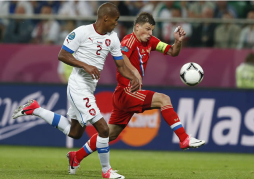 Rusia propina primera goleada de la Euro