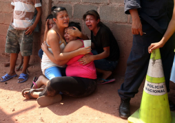 A tiros ultiman a dos jóvenes en Tegucigalpa