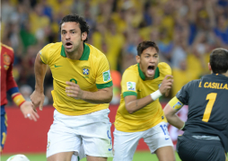 La Brasil de Neymar humilla y cierra el ciclo glorioso de España