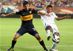 Honduras cumple su último examen y se impone a Boca Juniors