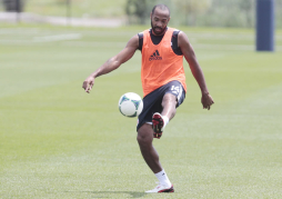 Thierry Henry le desea éxitos a Honduras