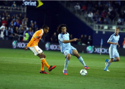 Boniek García avanza a la final de la Conferencia Este