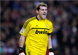 Se cumplen 13 años desde el debut de Casillas